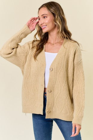 Scallop Hem Wide Collar Cardigan