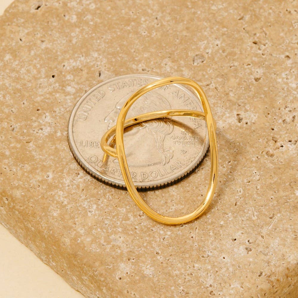 Curved Oval Minimalist Ring