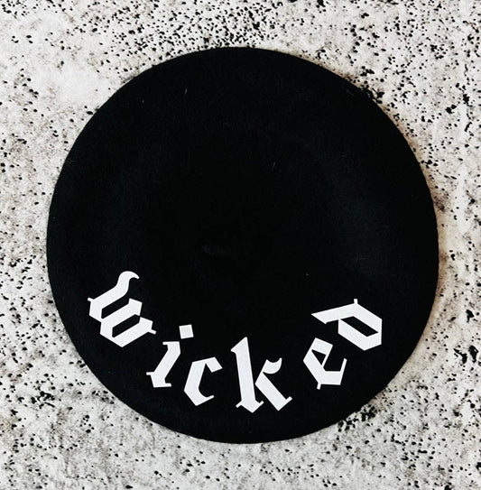Vegan Beret in Wicked Print