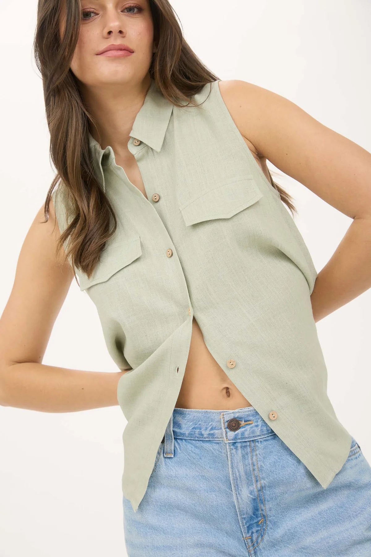 Collared Sleeveless Top
