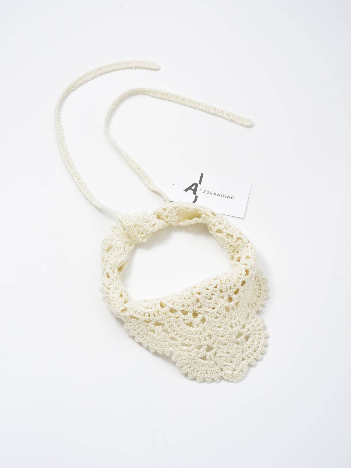 Scarvii - Crochet Lace Triangle Bandana