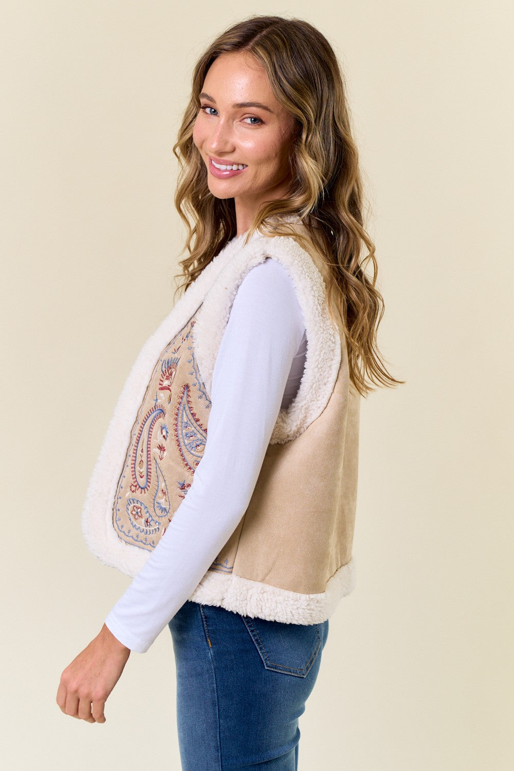 Paisley Embroidered Vest With Sherpa Lining