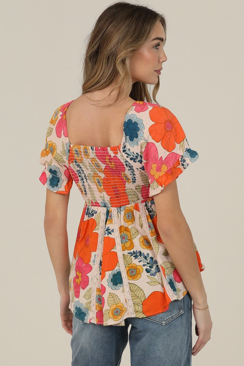 Floral Print Twist Front Blouse w/ Lace Trim