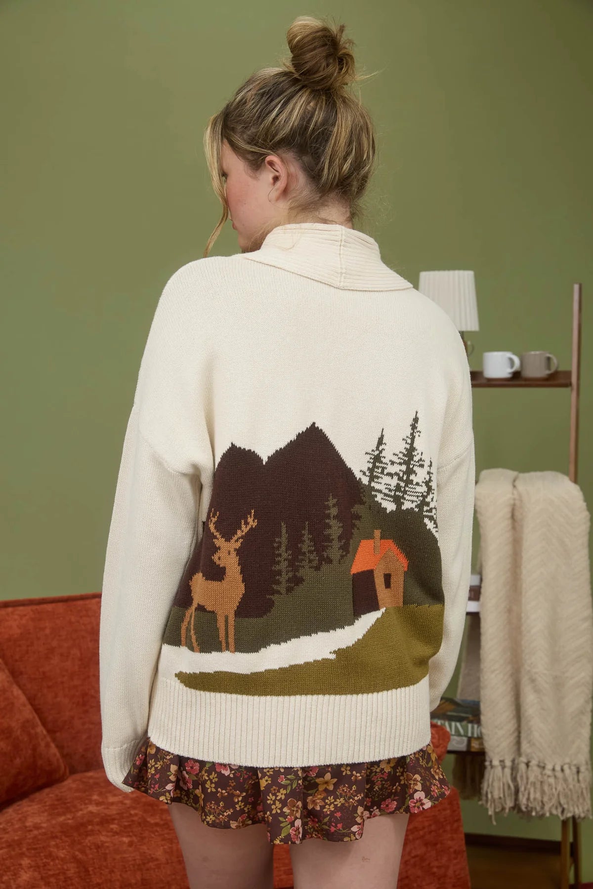 Cabin Theme Toggle Cardigan
