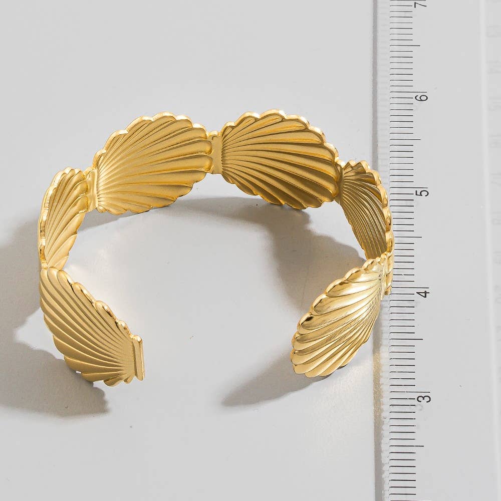 Scallop Seashell Cuff Bracelet