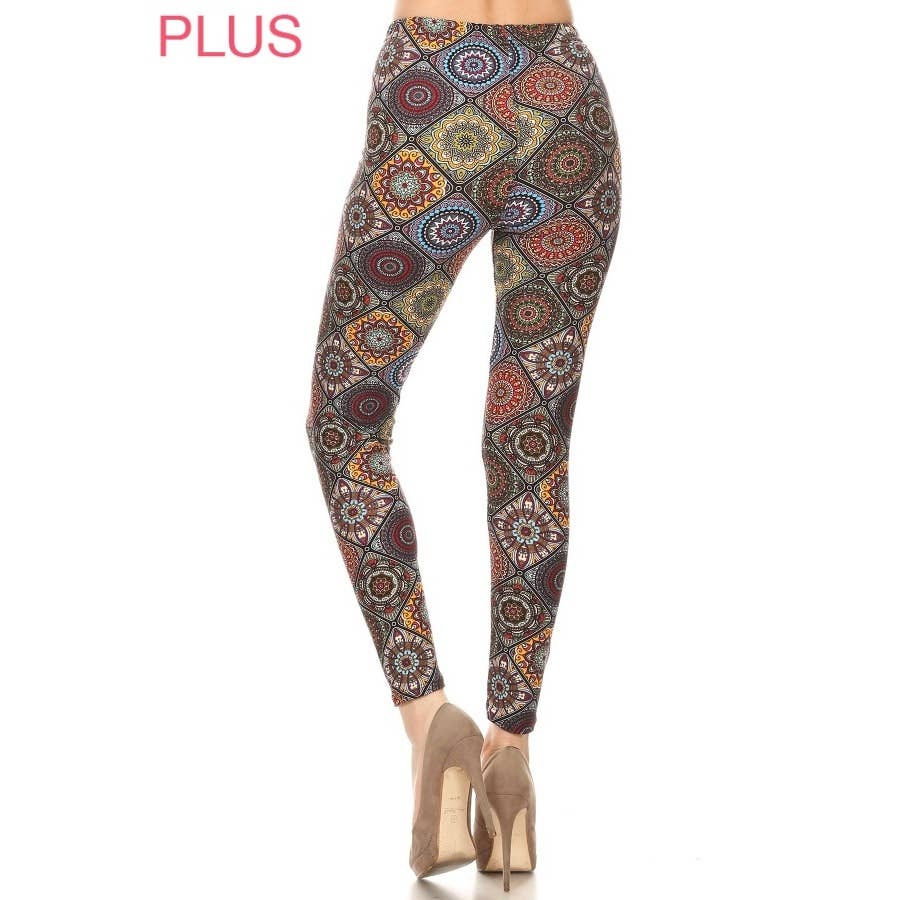 Plus Size Mosaic Print Leggings