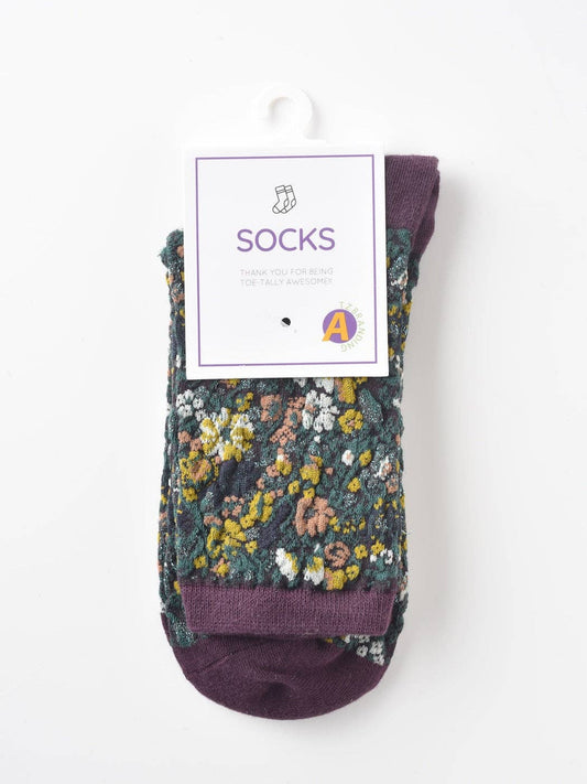 3D Floral Pattern Mid-Calf Socks